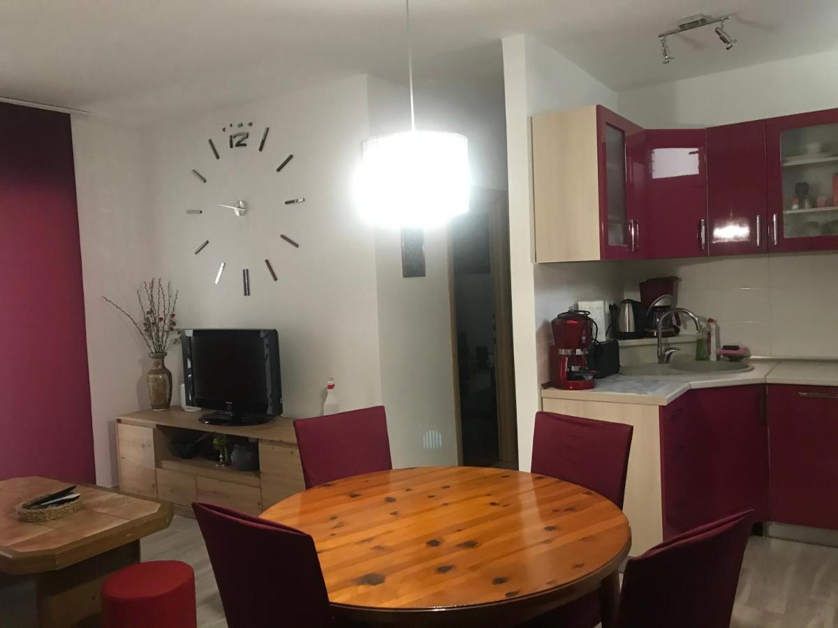 Priko Cetine Omiš Exterior foto